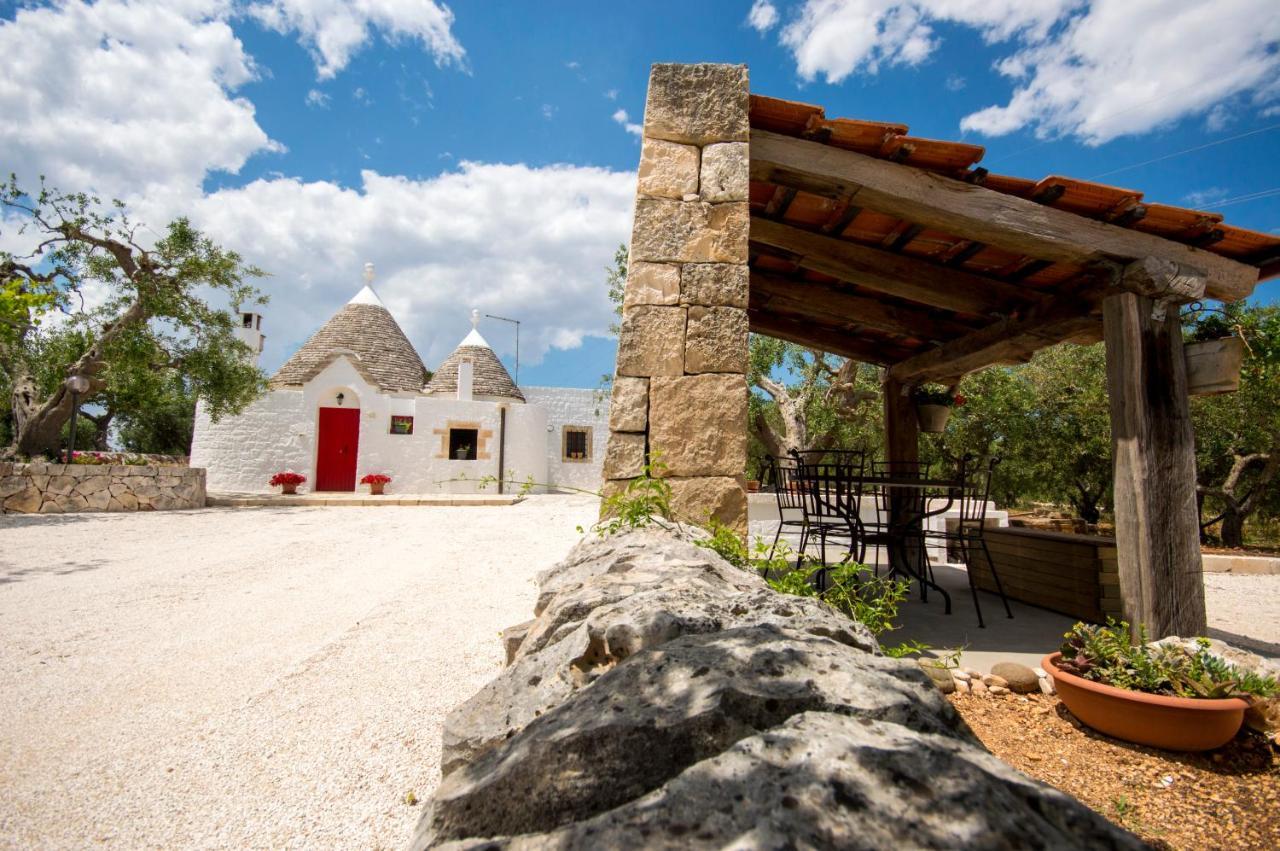 I Trulli Degli Ulivi Βίλα Locorotondo Εξωτερικό φωτογραφία